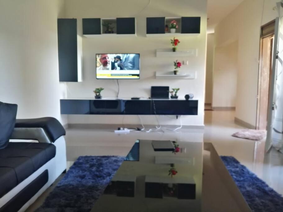 Spacious Zamtel Flat Lusaka Exterior foto