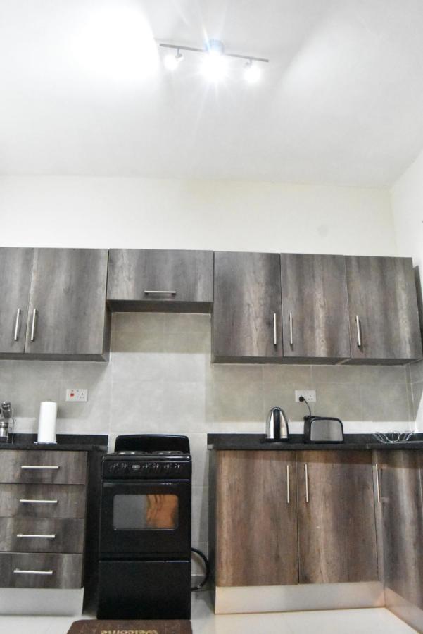 Spacious Zamtel Flat Lusaka Exterior foto